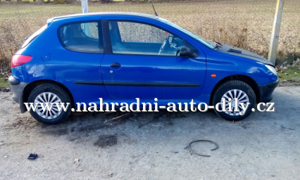 Peugeot 206 1.1i na náhradní díly ČB