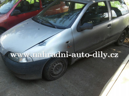 Fiat Punto stříbrná na díly Plzeň / nahradni-auto-dily.cz