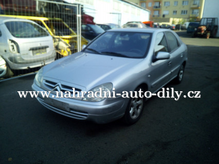 Citroen Xsara stříbrná - díly z tohoto vozu / nahradni-auto-dily.cz