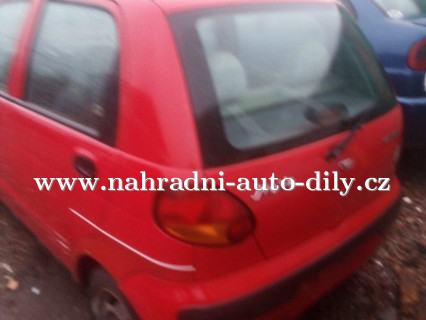 Daewoo Matiz červená na náhradní díly Pardubice / nahradni-auto-dily.cz