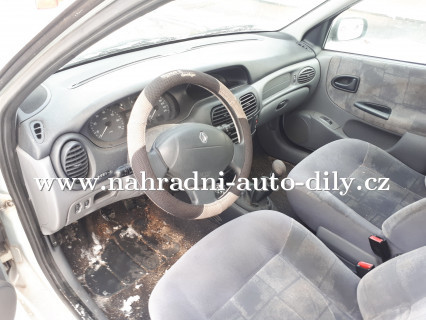 Renault Megane na náhradní díly České Budějovice / nahradni-auto-dily.cz