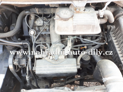 Motor Peugeot 806 2,0 BA RFU / nahradni-auto-dily.cz