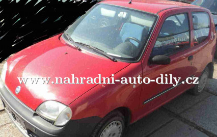 Fiat Seicento červená na náhradní díly Praha / nahradni-auto-dily.cz