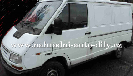 Renault Trafic na náhradní díly Praha / nahradni-auto-dily.cz