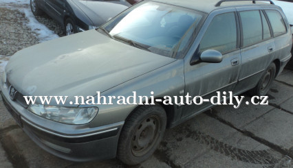 Náhradní díly z vozu Peugeot 406