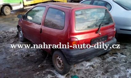 Renault Twingo tmavě červená na díly ČB / nahradni-auto-dily.cz