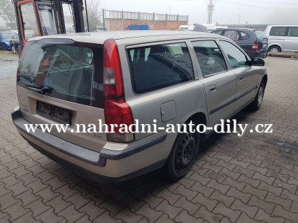 VOLVO V70 2.5 TDi  na náhradní díly Pardubice / nahradni-auto-dily.cz