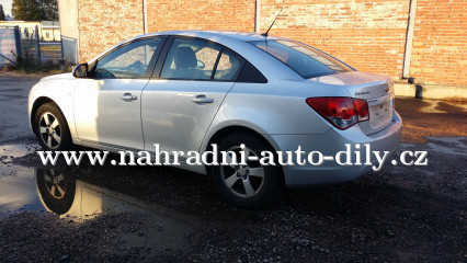 CHEVROLET CRUZE 1.8i rok 2010 na náhradní díly Pardubice / nahradni-auto-dily.cz